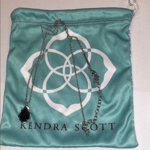 Black Kendra Scott necklace with silver hardware